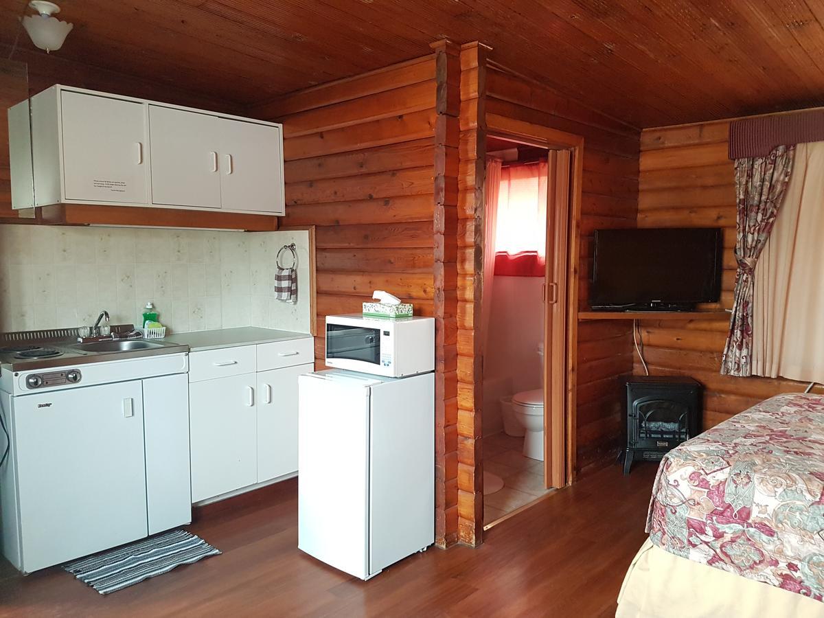 Flamingo Motel Кранбрук Екстериор снимка